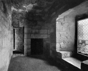 De vermeende geboorteplaats van Edward II, de grote Adelaarstoren van Caernarvon Castle, 1924-1926