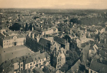 Stadhuis en algemeen uitzicht