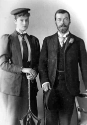Tsarevitsj Nikolaas Aleksandrovitsj van Rusland en Prinses Alix van Hessen, Londen