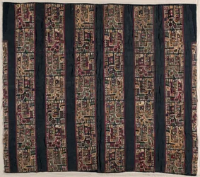 Tuniekfragmenten met vogelkopfiguur, 600-1000