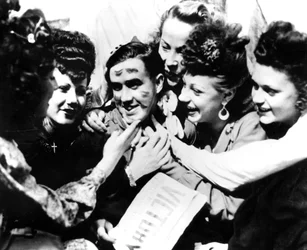VE-dag vieringen, Parijs, 8 mei 1945