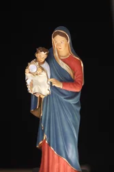 Beeld van de Maagd en het Kind, Madrid, Spanje