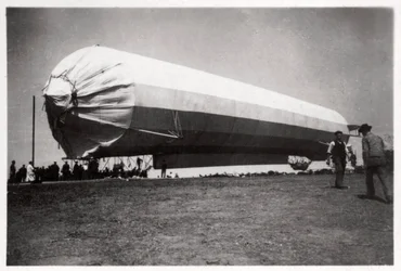 Zeppelin LZ 5 in Goeppingen, Duitsland, 1909 1933