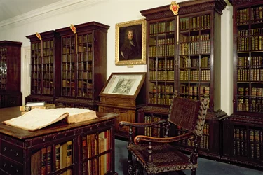 Interieur van Pepys Bibliotheek, Magdalene College, Cambridge