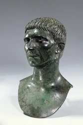 Bronzen hoofd van een man, Romeins, begin 1e eeuw v.Chr. of 2e eeuw n.Chr.