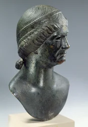 Bronzen hoofd van een vrouw, soms geïdentificeerd als Marciana, Romeins