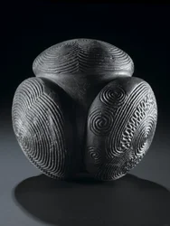 Gesneden bal van Glass Hill, Towie, Aberdeenshire, Neolithisch, c.3000 v.Chr.