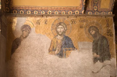 Europa-Azië, Turkije, Istanbul, Aya Sofya Museum (537 AD, voorheen moskee en kerk), mozaïekpaneel met Christus, Maria en Johannes de Doper