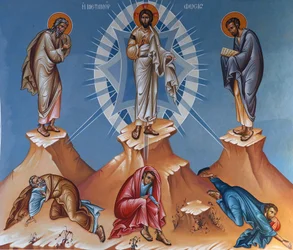 Fresco in de Heilig Kruiskerk, Pedoulas. De Transfiguratie, Le Christ transfigure entre Elie et Moise tenant les tables de la loi. A leurs pieds, les apotres Jacques, Jean et Pierre 20150510, Pedoulas, Cyprus