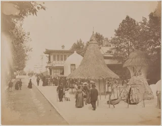 Hutten van Centraal-Afrikaanse inboorlingen, Wereldtentoonstelling, Champ de Mars, Parijs
