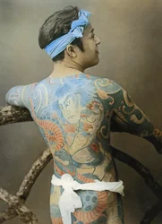 Japanse man met tatoeages, ca. 1910