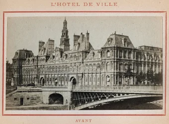 Parijse Commune (1871): uitzicht op het Hotel de Ville in Parijs voor de brand in mei 1871. Foto van Pierre Pepetit