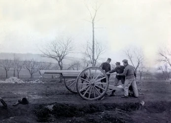 Foto uit een persoonlijk album van een infanterieluitenant tijdens de eerste maanden van de Eerste Wereldoorlog