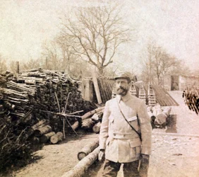 Foto uit een persoonlijk album van een infanterieluitenant tijdens de eerste maanden van de Eerste Wereldoorlog
