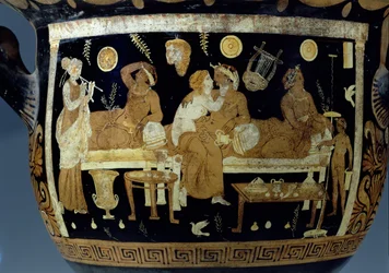 Rood en wit figuur calyx krater: detail van banketscène (detail)