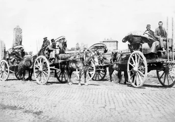 Verenigd Koninkrijk: Wijnkarren bij een Wijngaard. Frankrijk, ca. 1890