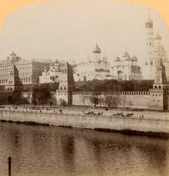 Het Kremlin, Moskou, Rusland - Daar liggen onze oude Tsaren te slapen, 1898