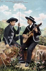 Muzikanten in Portugese kostuums. Arredores de Coimbra