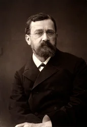De kunstenaar Leon Barillot gefotografeerd ter gelegenheid van de Salon van Parijs in 1881