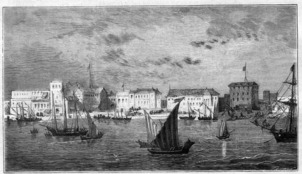 Zicht op de stad Zanzibar in Afrika. Links het Franse consulaat. Rechts het paleis van de sultan en het arsenaal. Gravure in 