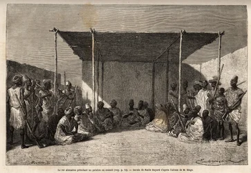 Koning Ahmadou die een raad of palabre van het Toucouleur-rijk voorzit in Segou Sikoro (Mali), de wijzen zitten en de krijgers staan, de koning houdt een moslimrozenkrans in zijn handen. Gravure ter illustratie van de reis naar West-Soedan van luitenant (m