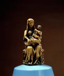 Sint-Anna, de Maagd en Kind Ivoor sculptuur uit de 14e eeuw. Gerealiseerd in het noorden van Frankrijk