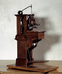 Naaimachine door Barthelemy Thimonnier (1793-1857). 19e eeuw Parijs, CNAM