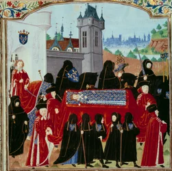 Het lichaam van de overleden koning Karel VI wordt weggebracht, achter de processie de nieuwe koning Karel VII