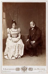 Acteurs Maksheev en Nikulin in een scène van "Huwelijk" stuk door Nikolai Vasilievich Gogol (1809-1852), Russische schrijver. Maly Theater in Moskou