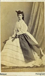 Elisabeth, keizerin van Oostenrijk en koningin-gemalin van Hongarije (24 december 1837 – 10 september 1898) (foto)