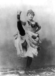 Louise Weber (1870-1929), ook bekend als La Goulue, Franse cancan-danseres bij de Folies Bergère in Parijs en model van Toulouse-Lautrec