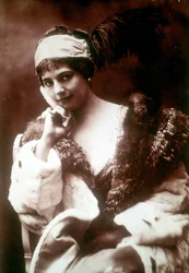 Portret van Mata Hari (1876-1917), Nederlandse danseres en avonturier