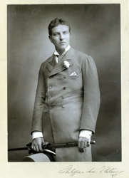 Portret van Philippe, hertog van Orléans (1869 - 1926), jonge man