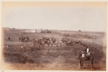 Sappers and Miners maken schuilgreppels tijdens het Delhi Camp of Exercise, circa 1885