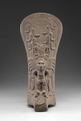Palma met maïsgod die een mensenoffer ontvangt, tussen 250-950 (basalt)