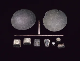 Weegschaalbalk uit een Vikingbootbegrafenis in Kiloran Bay, Colonsay, Argyll, 875-925 AD
