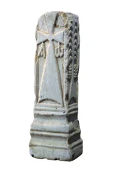 Altaarsteen met de christelijke symbolen van chrism, alfa en omega, 7e eeuw (steen)