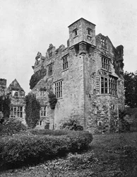 Donegal Castle, Ierland, 1924-1926