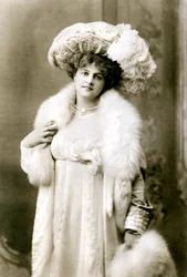 Marie Studholme, Engelse actrice