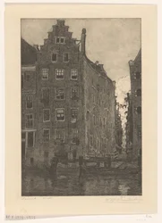 Huizen aan het Damrak in Amsterdam
