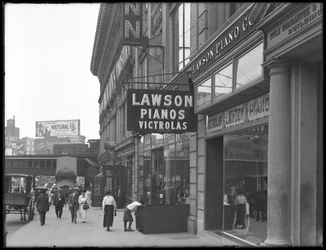 Bord voor Lawson Pianos, 372 E. 149th Street, New York City, 2 augustus 1916