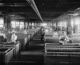 Arbeiders in de Plating-afdeling, National Cash Register Company, Dayton, Ohio, VS, ca. 1902