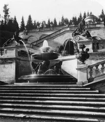 De fontein bij Linderhof Paleis, Beieren, Duitsland, ca. 1900s