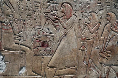 Musee des Beaux-Arts, Lyon, Frankrijk Kunstmuseum, Lyon, Frankrijk Huyu die offers brengt aan Osiris